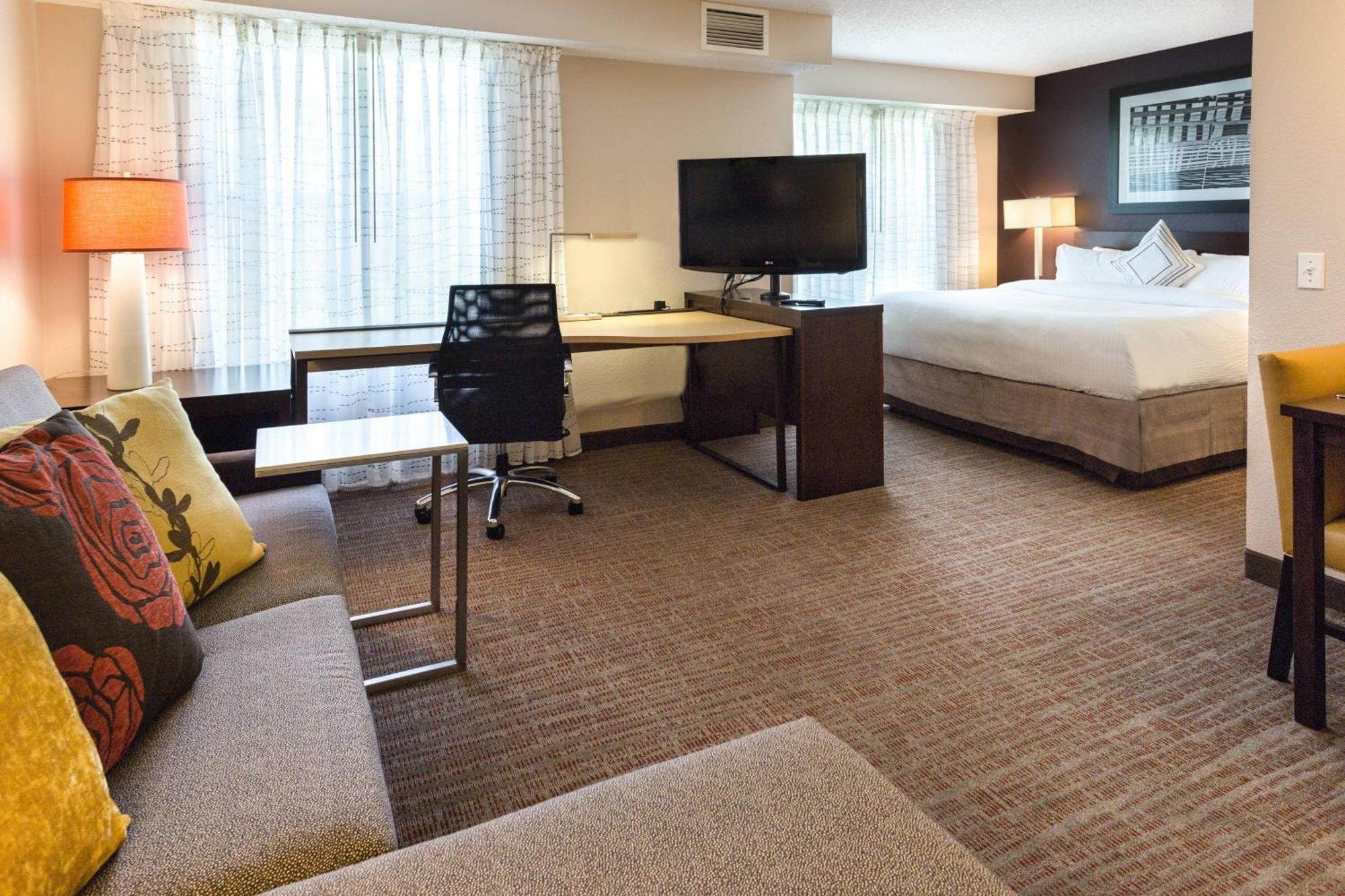 Residence Inn By Marriott Fort Collins Exterior photo