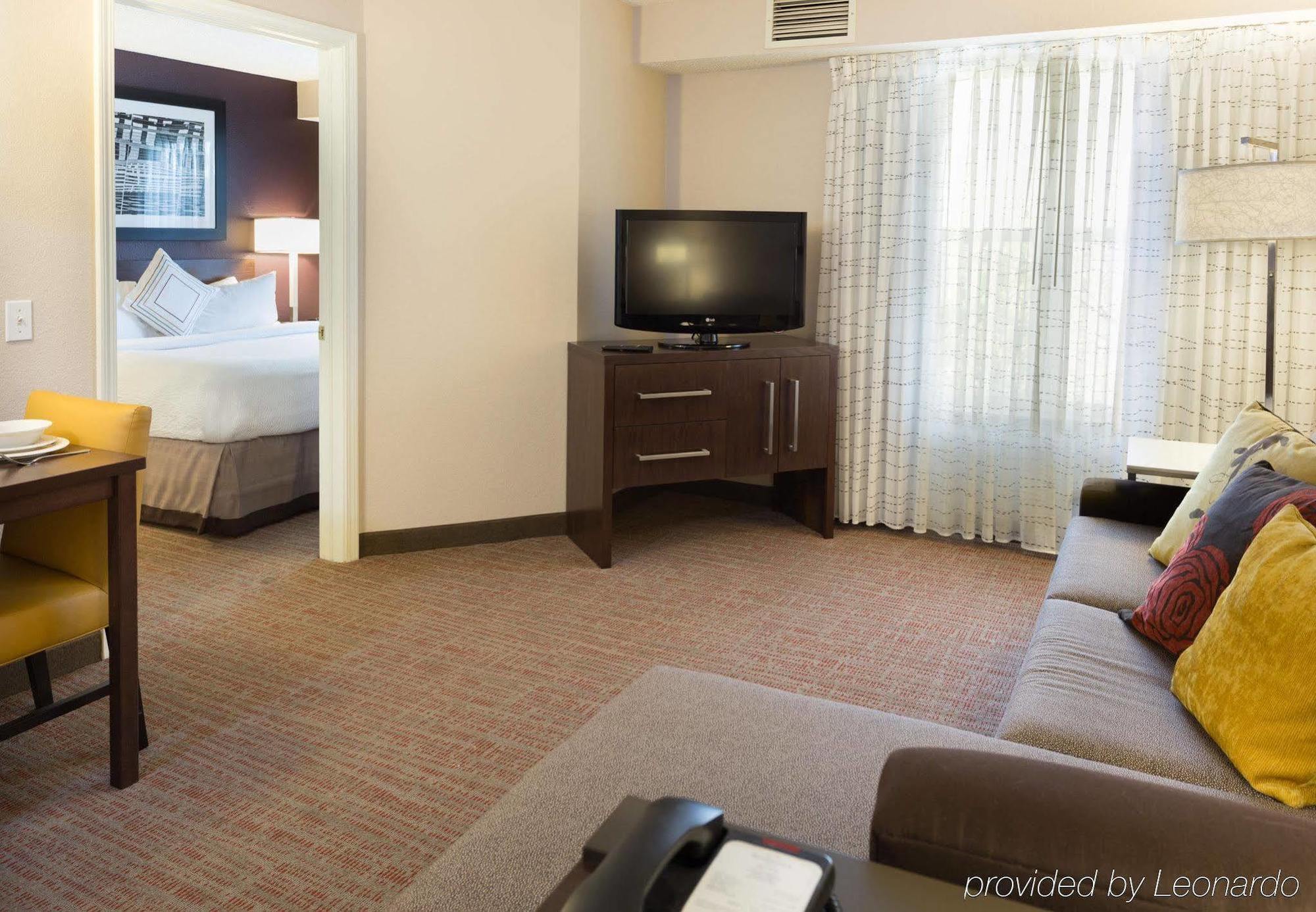 Residence Inn By Marriott Fort Collins Exterior photo